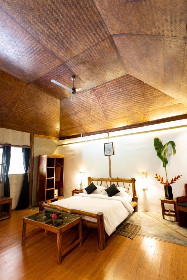 Wild Orchid Hotel Kala Pathar Beach Exterior photo